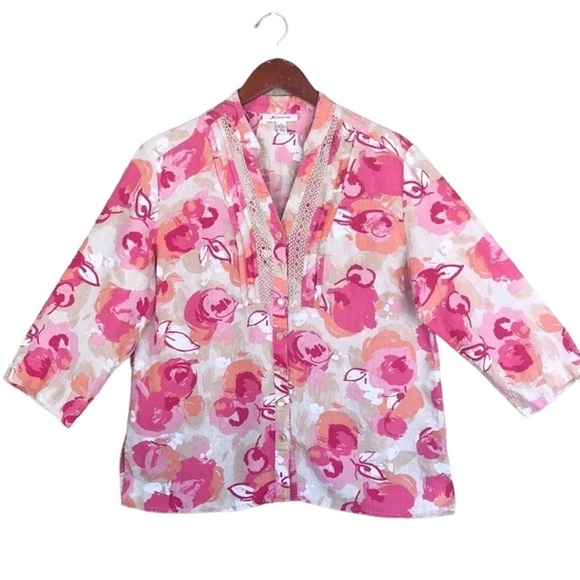 JM Collection Floral Print Crochet & Pleated Detail Linen Top - Picture 1 of 9